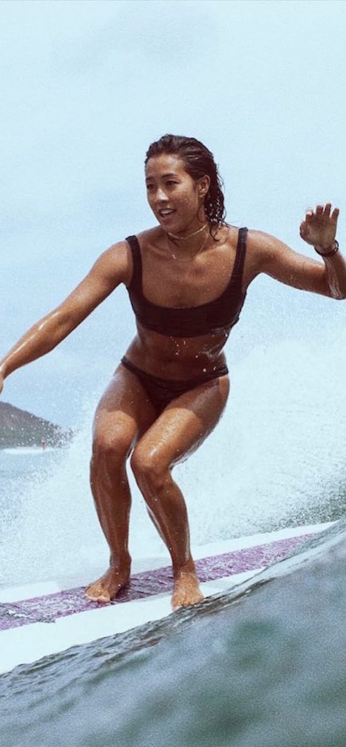 On Instagram, five inspiring women who promote women's surf